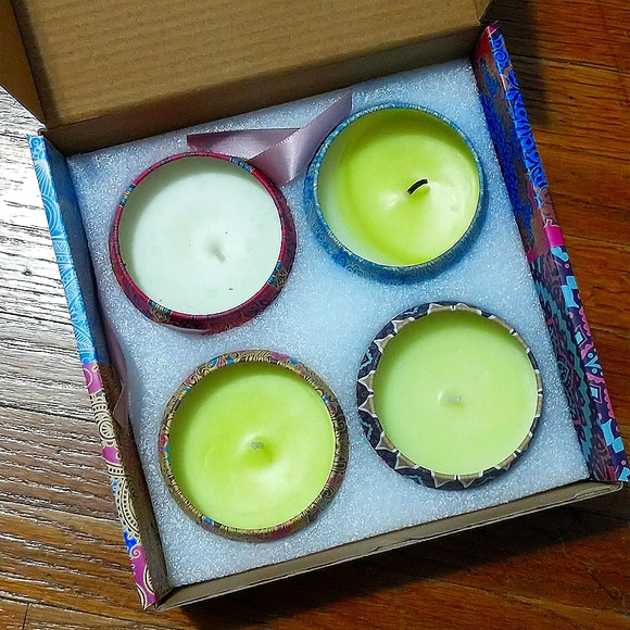 Set of 4 candles - Picture 3 of 3